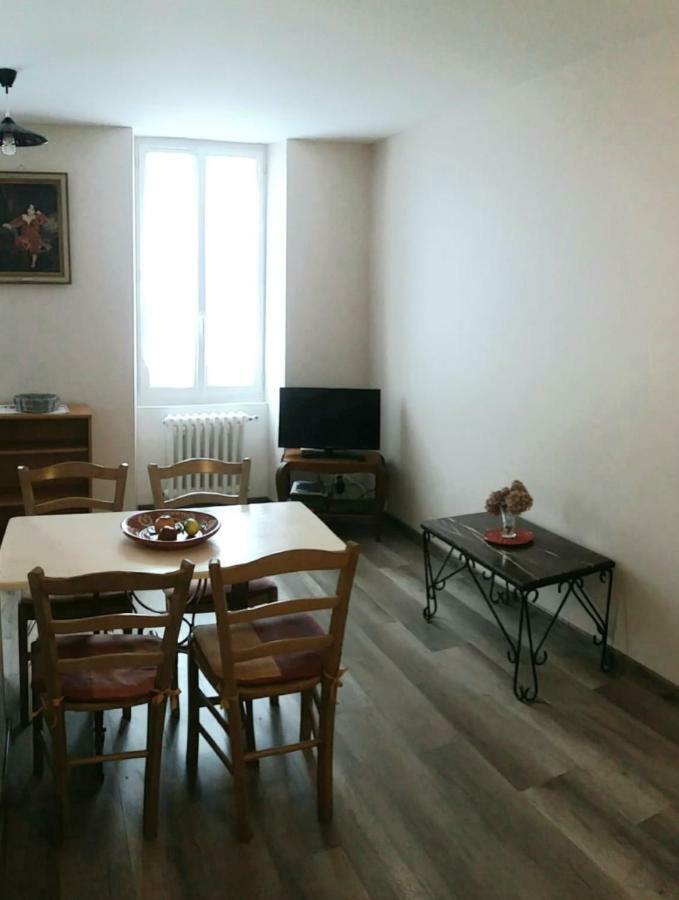 Rubis Apartamento Jonzac Exterior foto